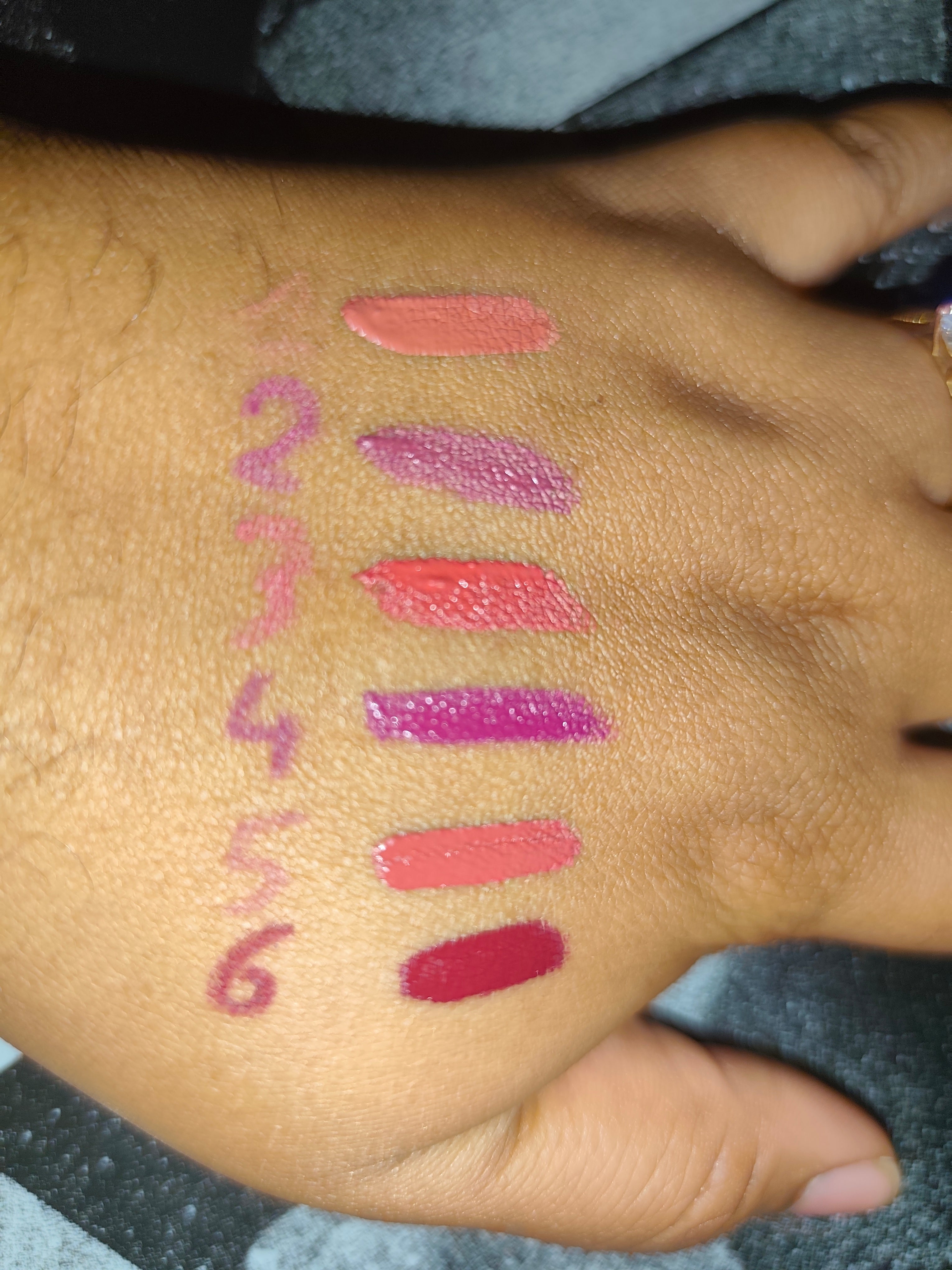 D'DONNA - Gloss & Liner 2 en 1
